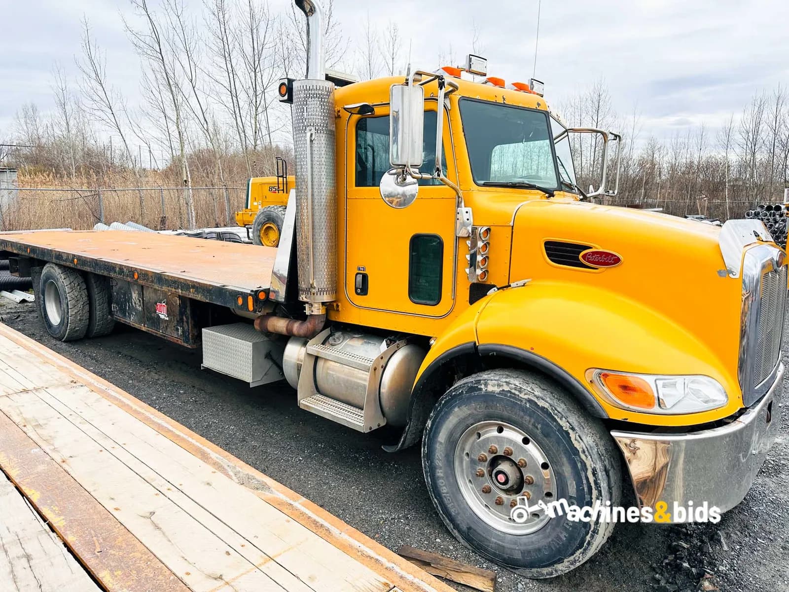 2008 PETERBILT 340 — photo 3