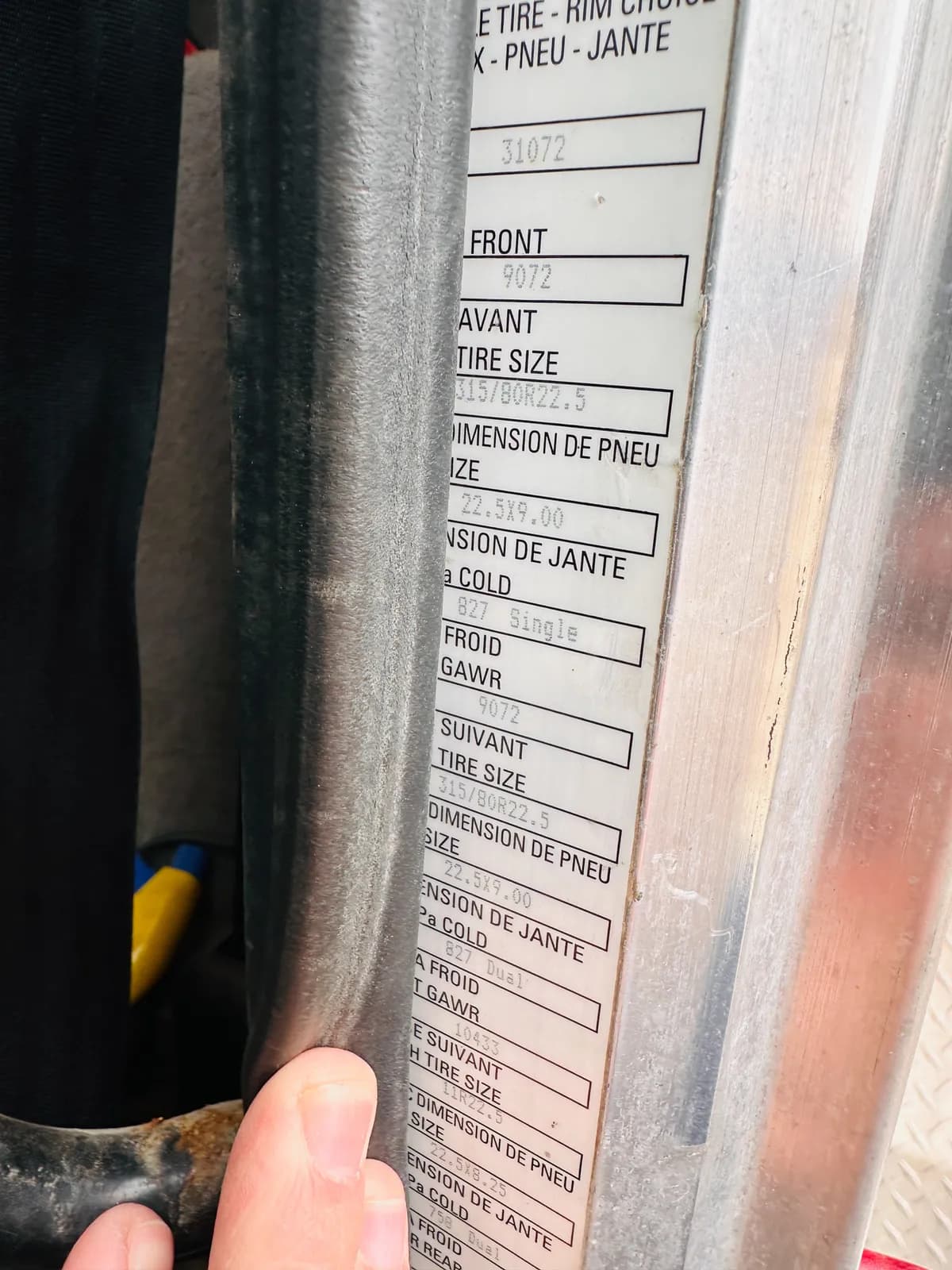 2016 PETERBILT 348 — photo 2