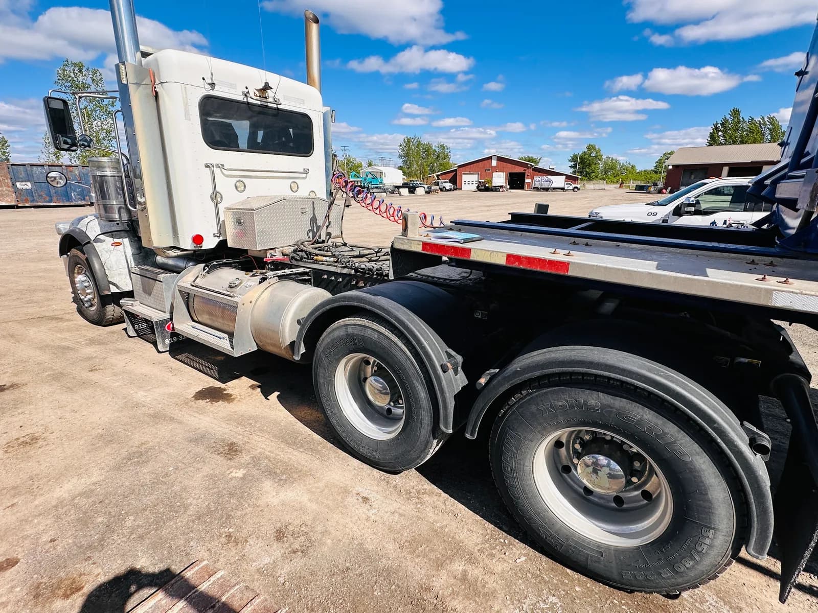 2020 PETERBILT 367 — photo 4