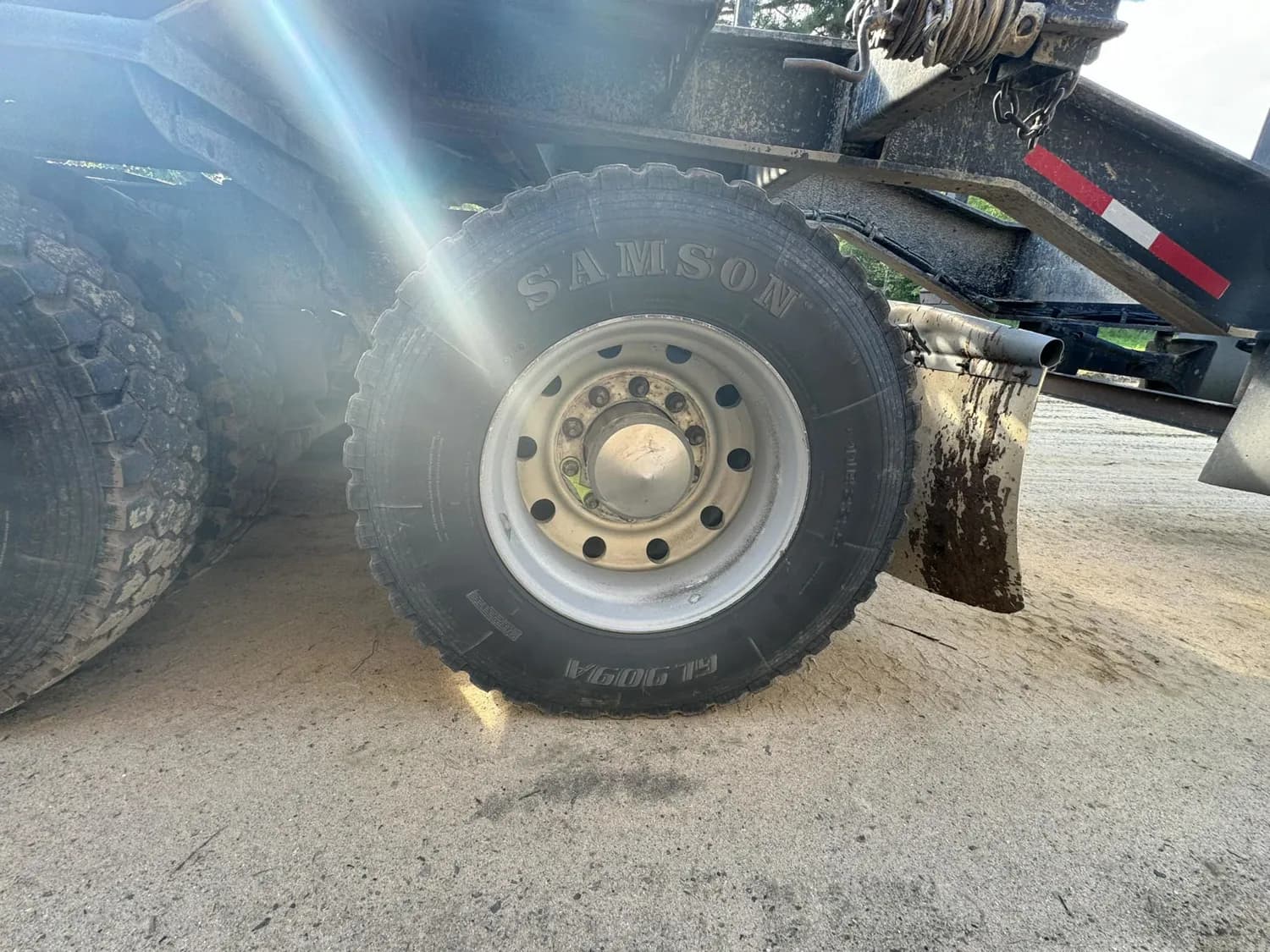 2020 PETERBILT 389 — photo 13