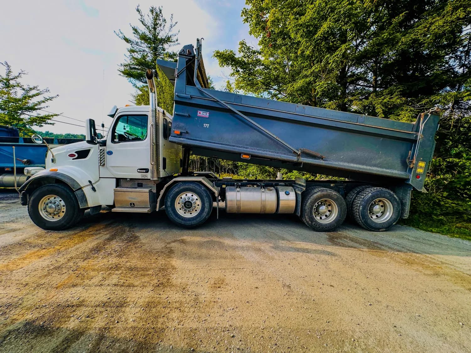 2022 PETERBILT 567 — photo 15