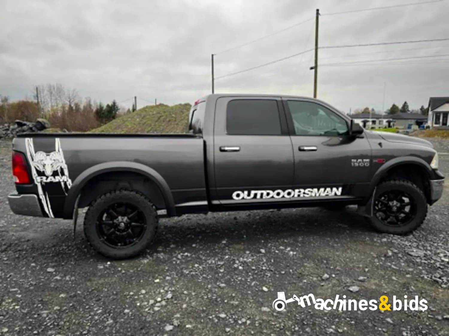 2014 RAM 1500 OUTDOORSMAN — photo 2