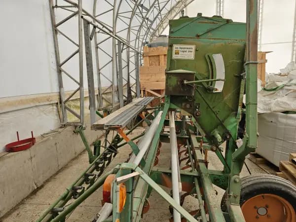 1998 AMAZONE D8-30E 1278V — photo 4