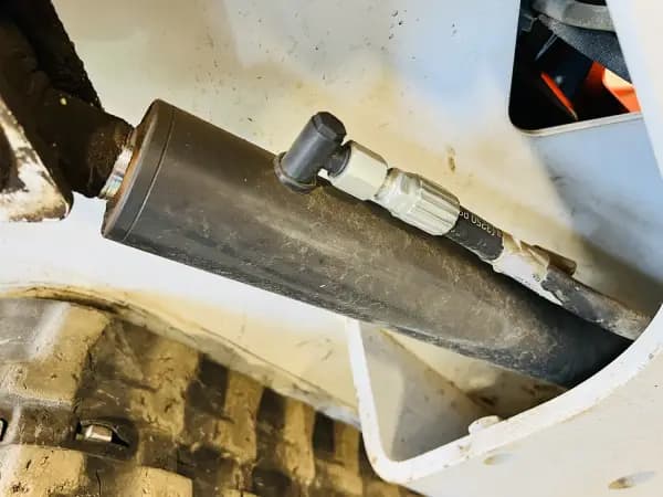 2020 BOBCAT MT100 — photo 15