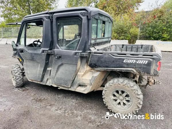 2020 CAN-AM DEFENDER 6X6 XT HD10 — photo 6