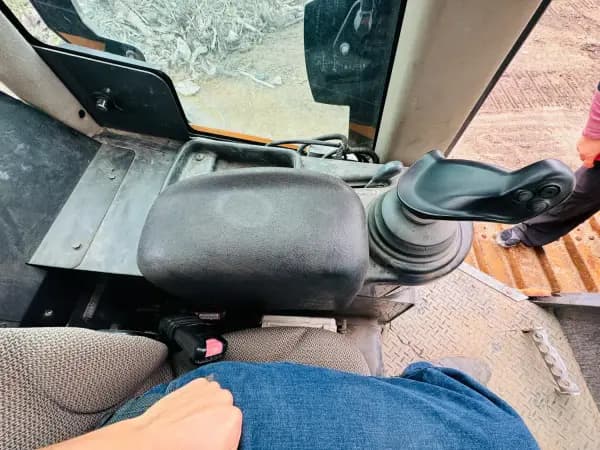 2013 CASE 850M LGP — photo 4