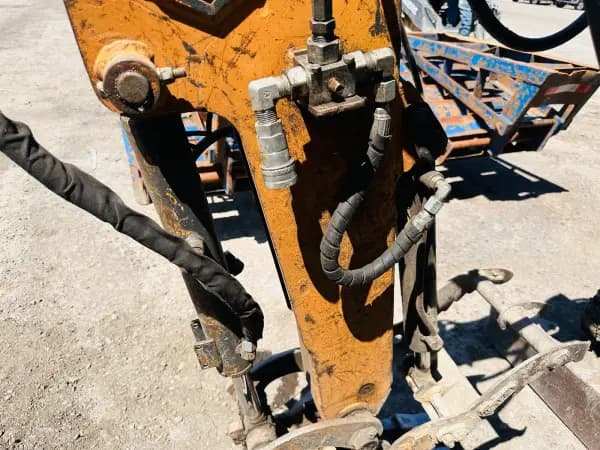 2019 CASE CX17C — photo 6