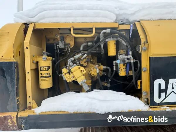 2007 CATERPILLAR 330D — photo 8