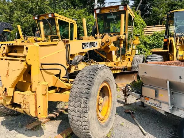 1982 CHAMPION 760