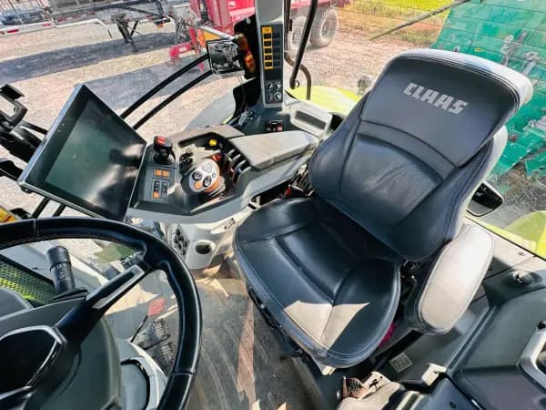 2021 CLAAS AXION 940