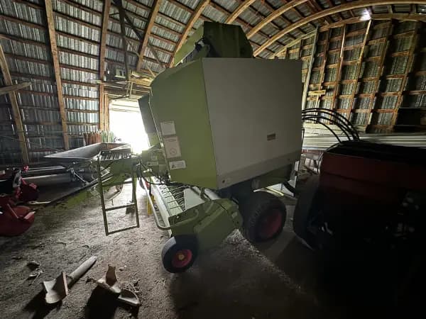 2000 CLAAS VARIANT 180RC — photo 4