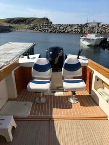 CUSTOM PILOT HOUSE 2013 #2048 — photo 10