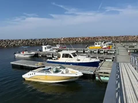 CUSTOM PILOT HOUSE 2013 #2048 — photo 2