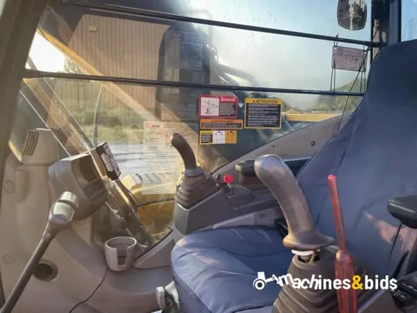2009 DEERE 200D — photo 14