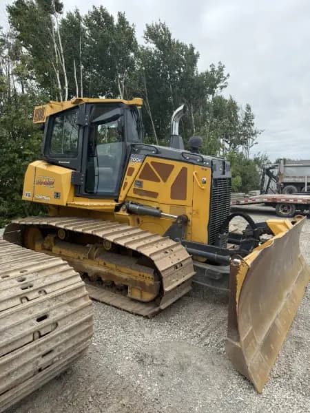2016 DEERE 700K — photo 2
