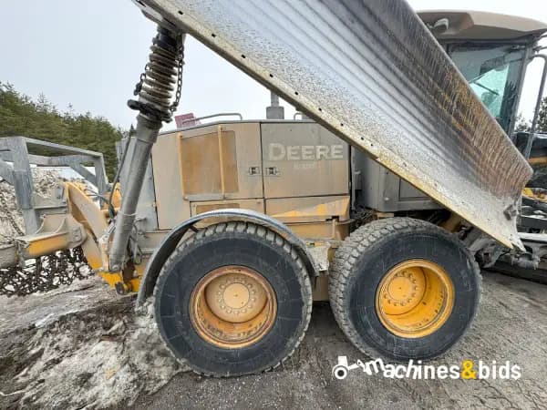 2015 DEERE 870G — photo 18