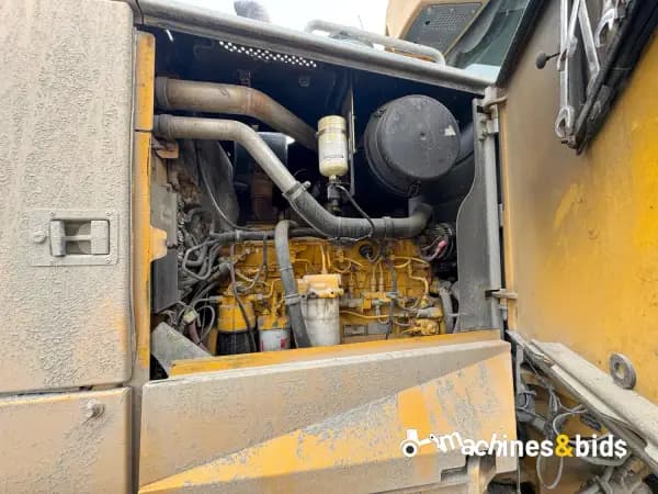 2015 DEERE 870G — photo 19