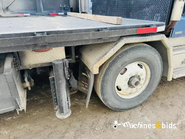 2005 FREIGHTLINER BUSINESS CLASS M2 112 — photo 20