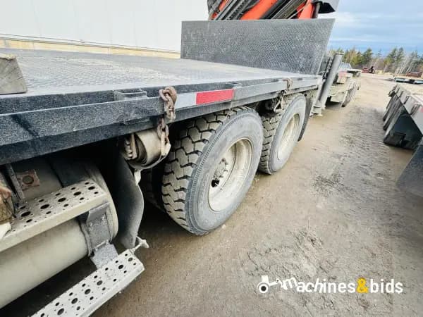 2005 FREIGHTLINER BUSINESS CLASS M2 112 — photo 7
