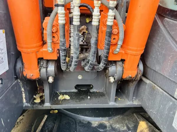 2017 HITACHI ZX135US-6 — photo 17