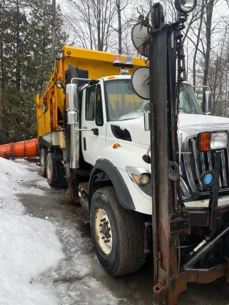 2010 INTERNATIONAL WORKSTAR 7600 — photo 4