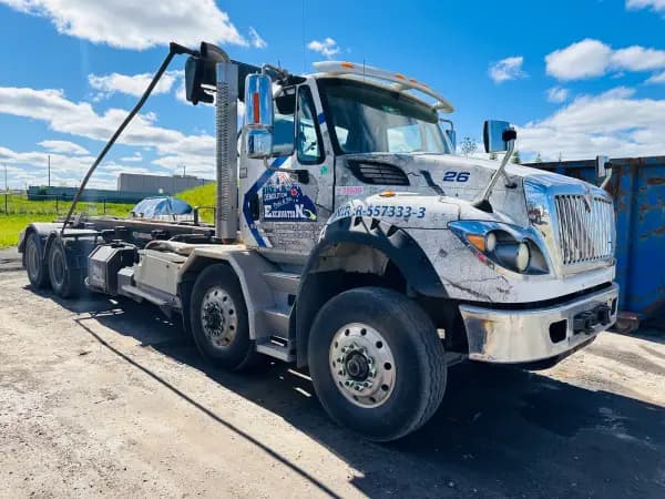 2016 INTERNATIONAL WORKSTAR 7600 — photo 2