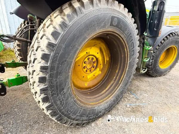 2018 JOHN DEERE 6110M — photo 9