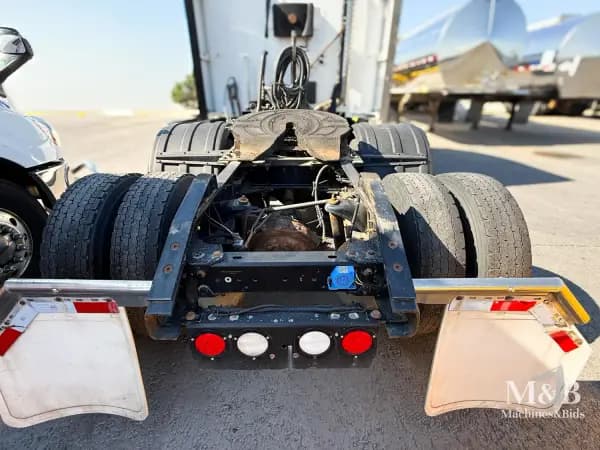 2019 KENWORTH T680 — photo 10