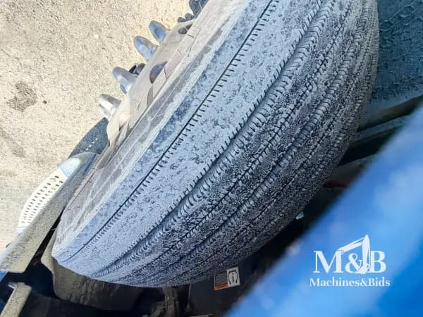 KENWORTH T680 2021 — track and undercarriage