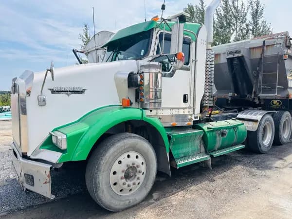 2006 KENWORTH T800, Vocational / Heavy Trucks