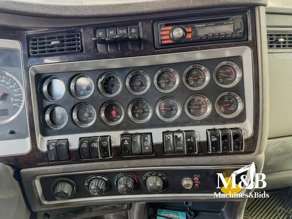 2012 KENWORTH T800 2003R — photo 17