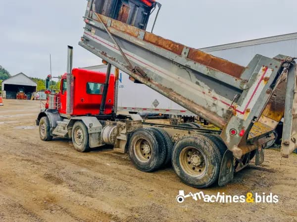 2014 KENWORTH T800 — photo 2