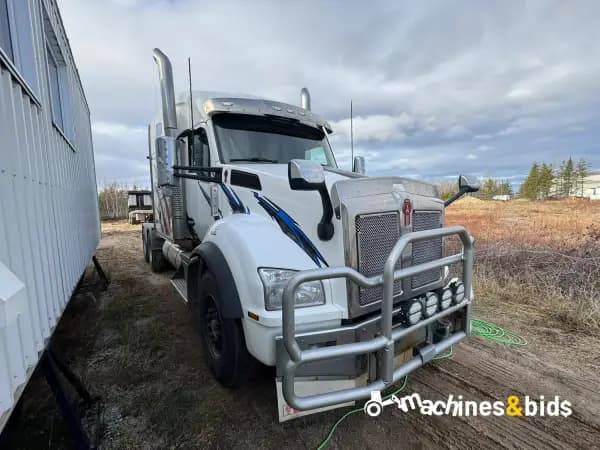 2022 KENWORTH T880 — photo 2
