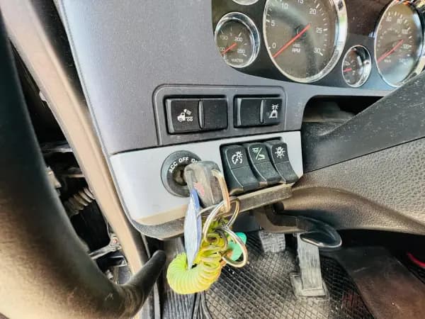 2022 KENWORTH T880 — photo 23