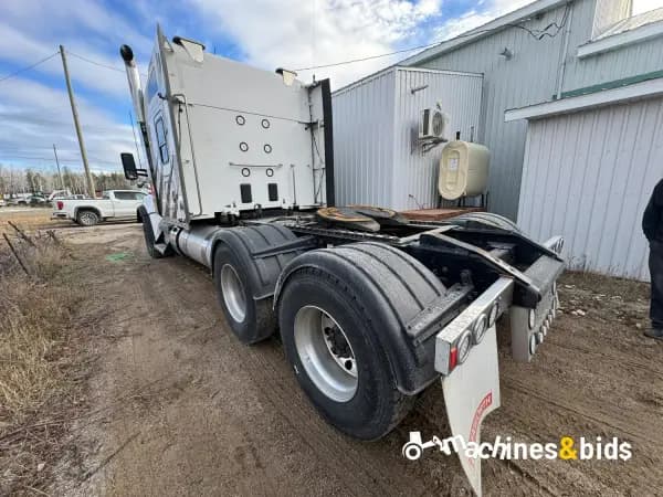 2022 KENWORTH T880 — photo 8
