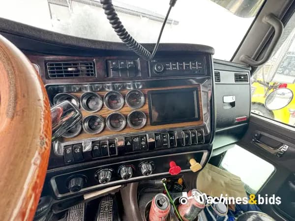 2014 KENWORTH W900 — photo 14