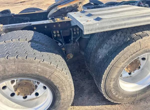 2025 KENWORTH W990 — photo 3