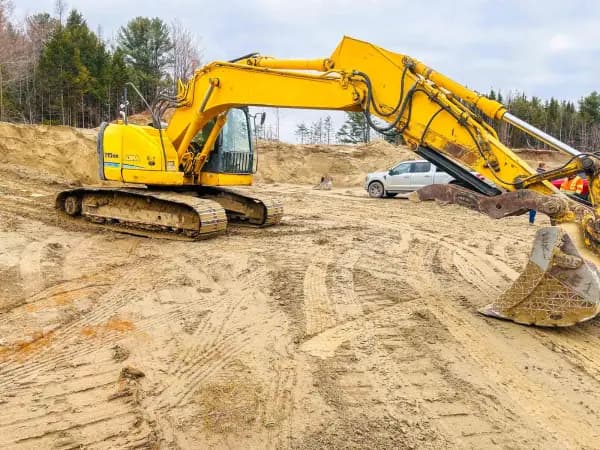2011 KOBELCO SK215SR LC — photo 5