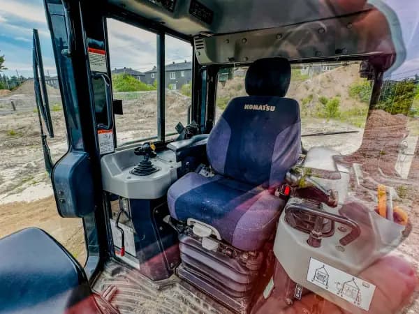 2018 KOMATSU D39PX-24 — photo 11