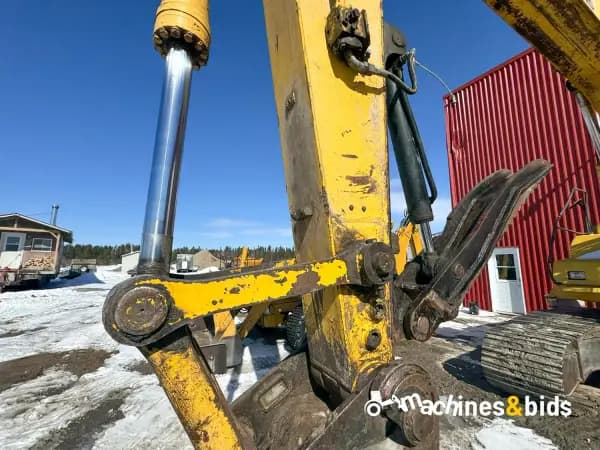 2010 KOMATSU PC200 LC-8 — photo 4