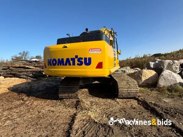 2023 KOMATSU PC210 LC-11 — photo 2