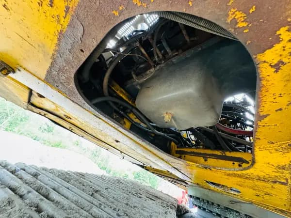 2013 KOMATSU PC490 LC-10 — photo 8