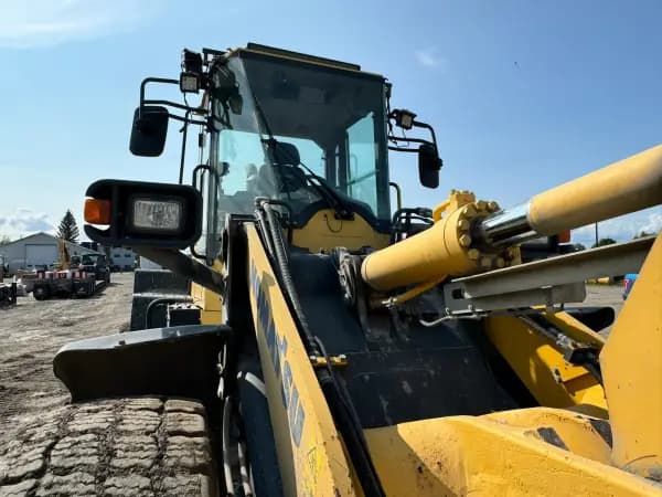 2018 KOMATSU WA270-8 — photo 10