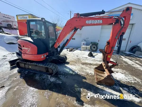 2019 KUBOTA KX040-4 — photo 11