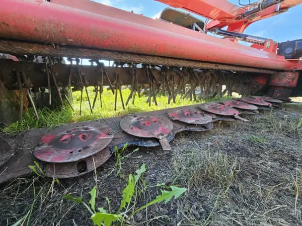 2010 Planting Attachments KVERNELAND 4236LT — photo 4