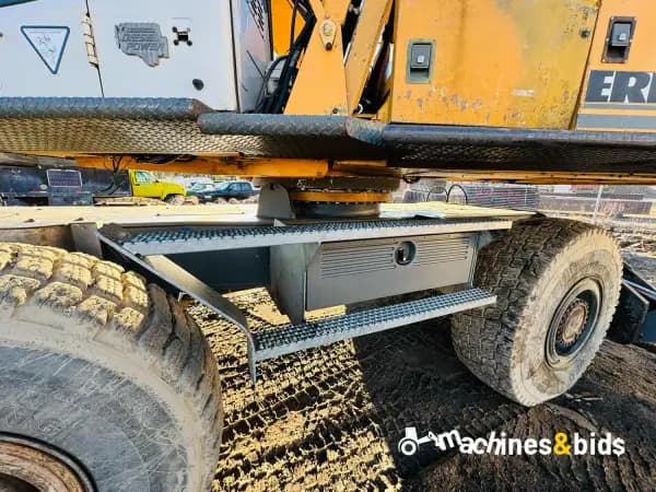 2005 LIEBHERR A934B LITRONIC — photo 21