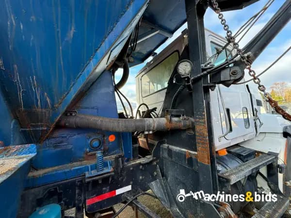 1996 MACK CL713 — photo 11