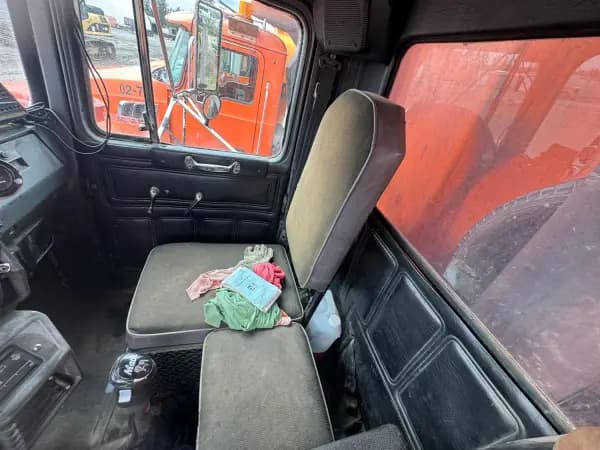 1998 MACK DM800 — photo 16