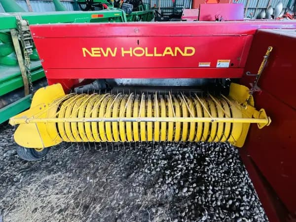 2003 NEW HOLLAND 575