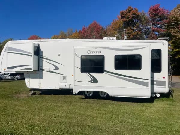 2006 NEWMAR CYPRESS 32CKRE — photo 3